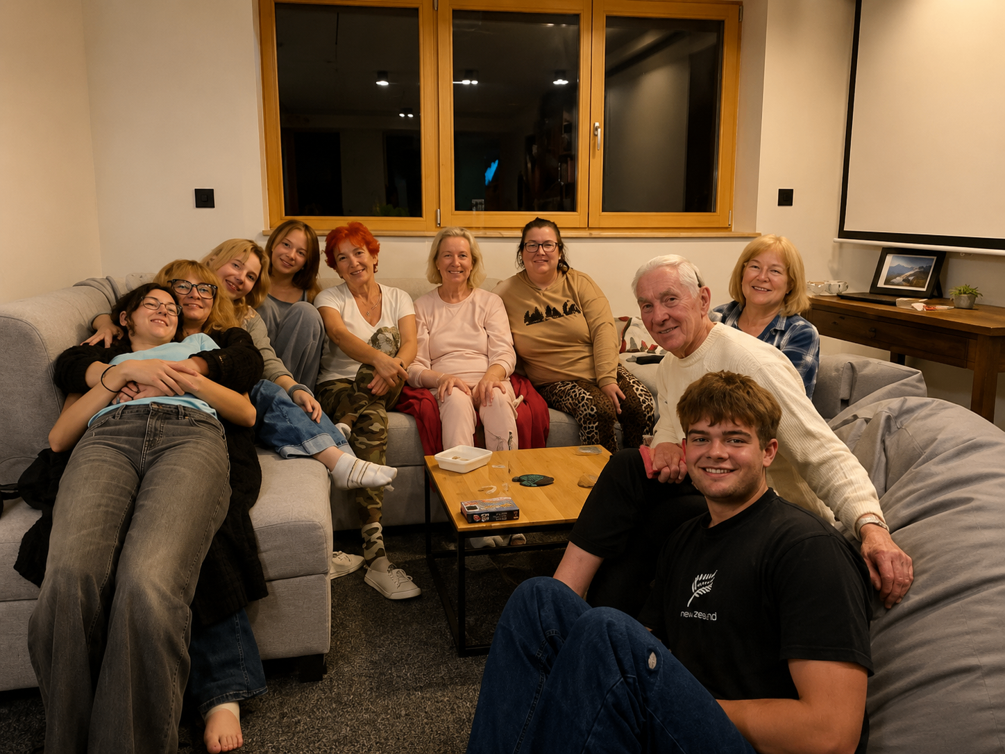 Guests relaxing together in the lounge
