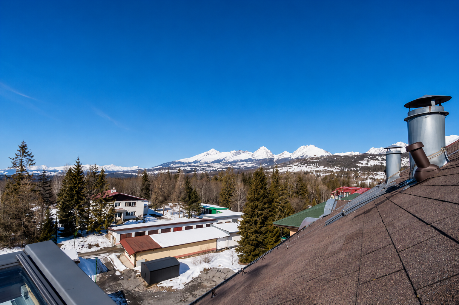 Mountain panorama from the roof